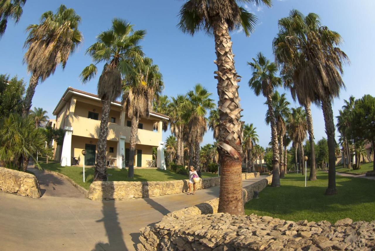 Th Le Castella - Baia Degli Dei Village Zewnętrze zdjęcie